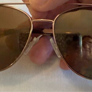 Stylish Gold Aviator Sunglasses